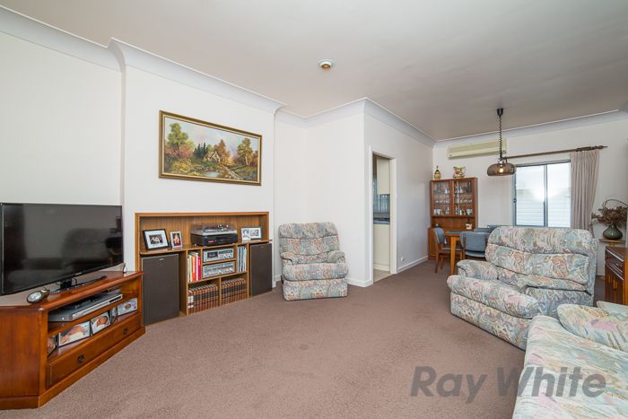 24 Grayson Avenue, KOTARA, NSW 2289