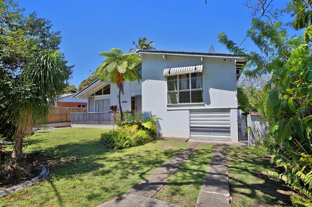 75 School Road, MAROOCHYDORE, QLD 4558