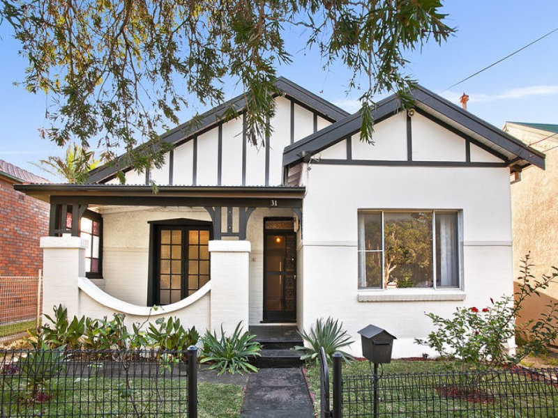 31 Florence Street, ST PETERS, NSW 2044