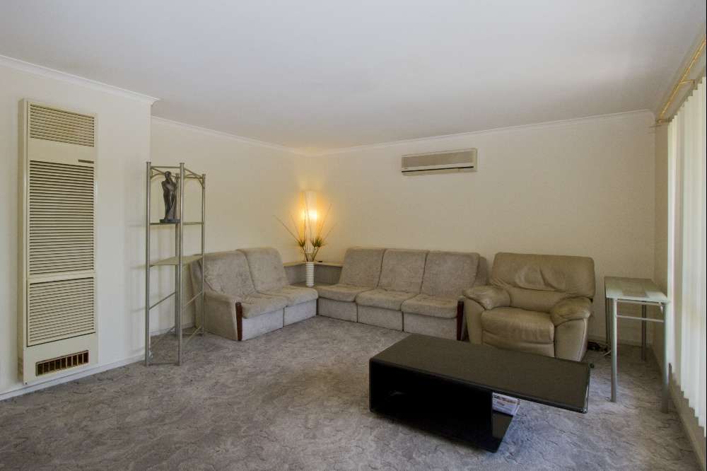 2/3 Mitta Grove, LAVINGTON, NSW 2641