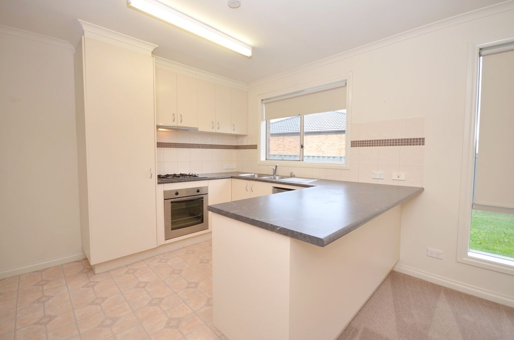 4 Cluden Gardens, SEBASTOPOL, VIC 3356