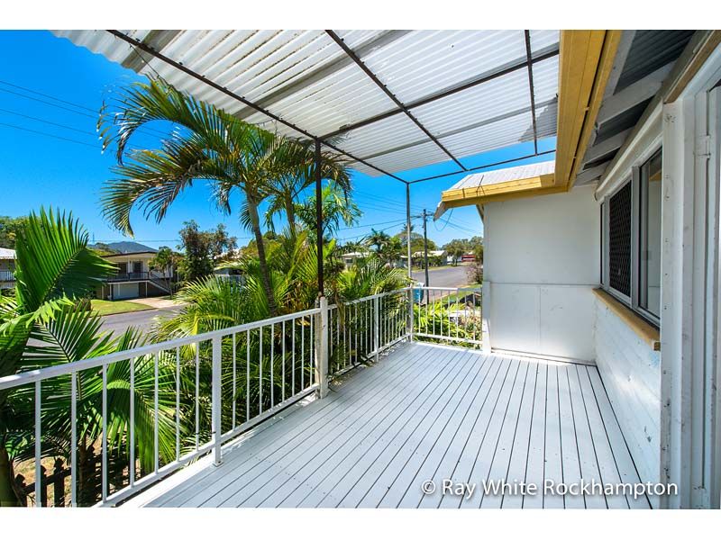 378 East Street, DEPOT HILL, QLD 4700