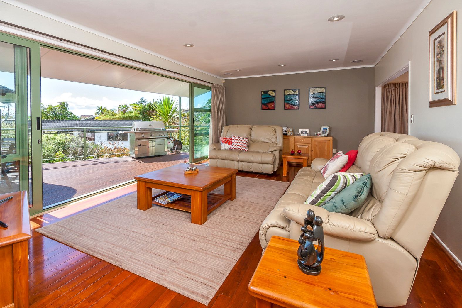 8 Copperfield Terrace, MELLONS BAY, Manukau City