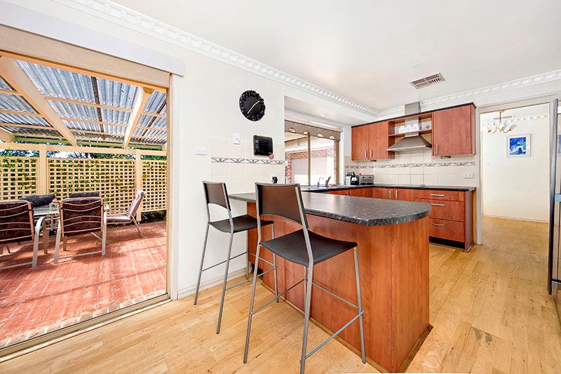 6 Darwin Place, BARDEN RIDGE, NSW 2234