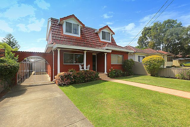18 Birrong Avenue, BIRRONG NSW 2143