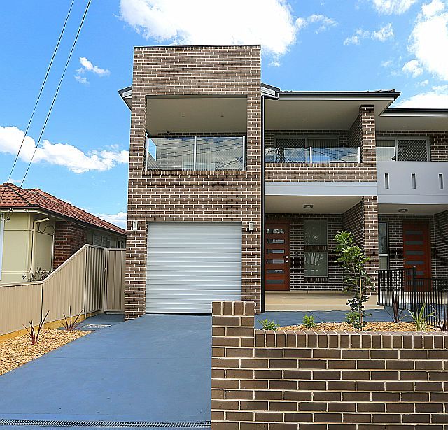 27 Waruda Street, YAGOONA NSW 2199