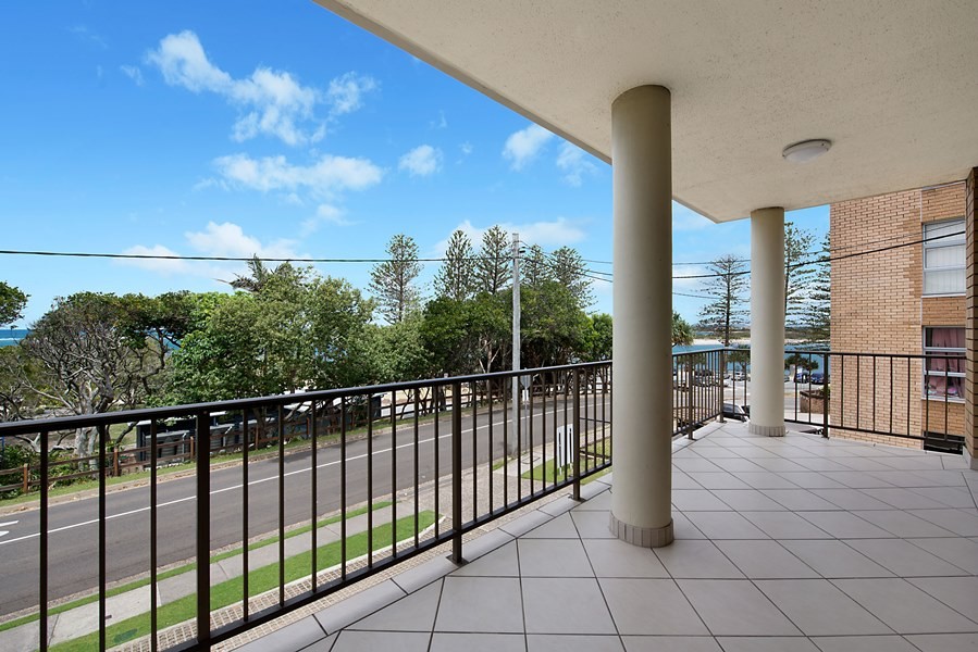 Unit 1/20 Bulcock Beach Esplanade, Caloundra, QLD 4551