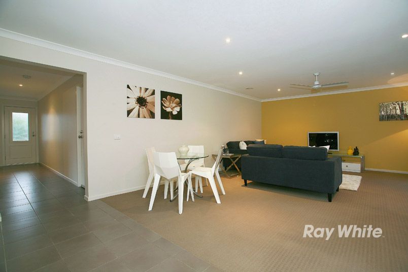 28 Westbury Way, LYNDHURST, VIC 3975
