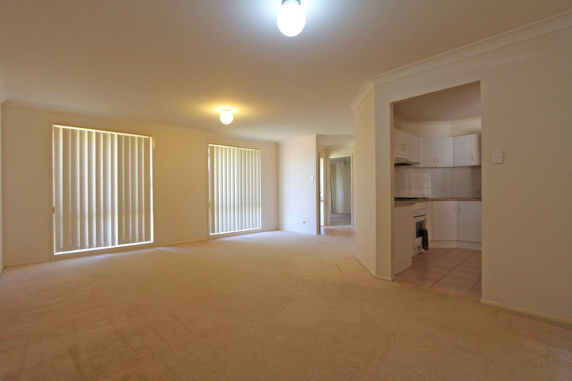 4 Viewmont Way, WOONGARRAH, NSW 2259