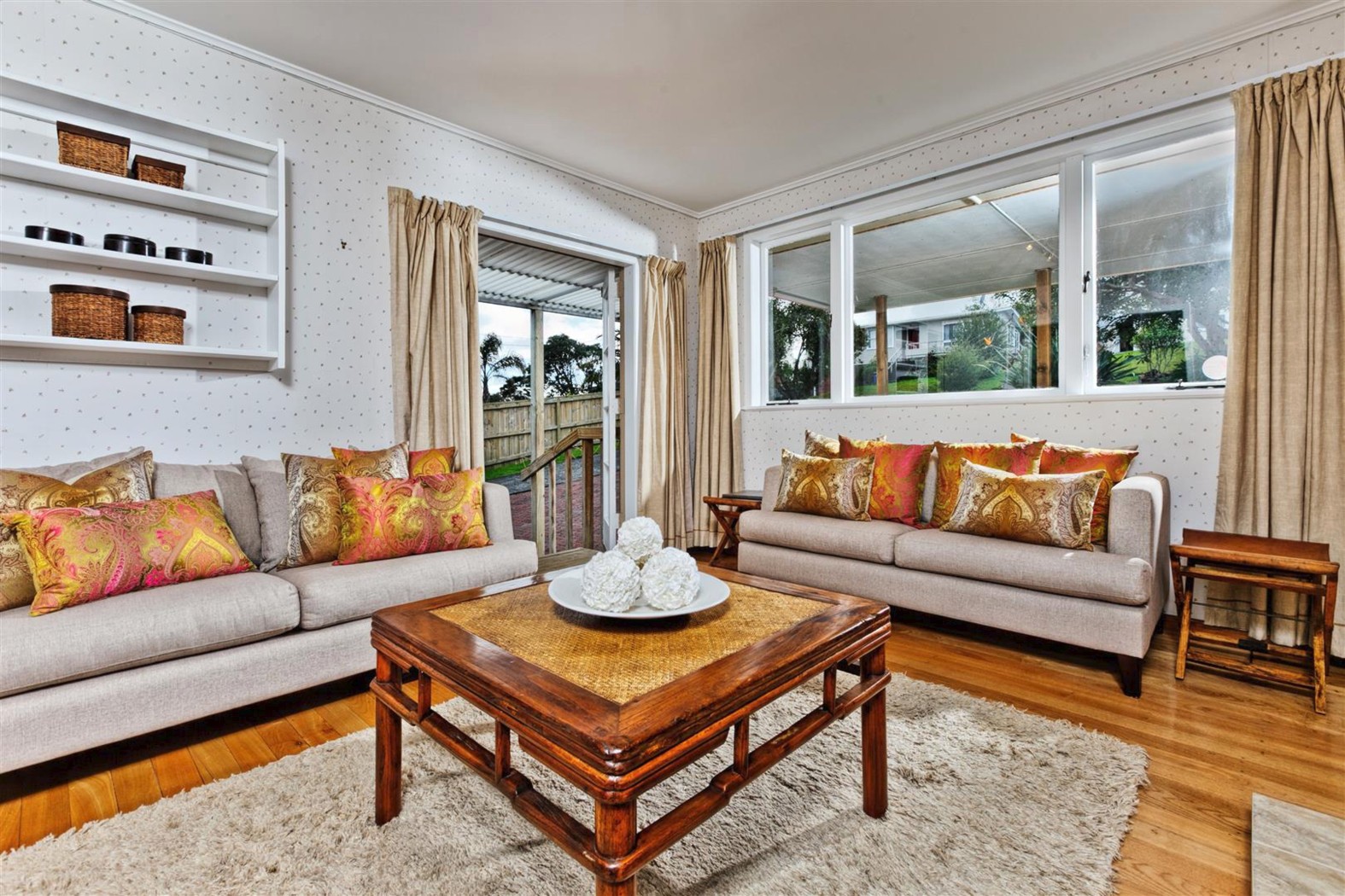 55 Bond Crescent, FORREST HILL, North Shore City