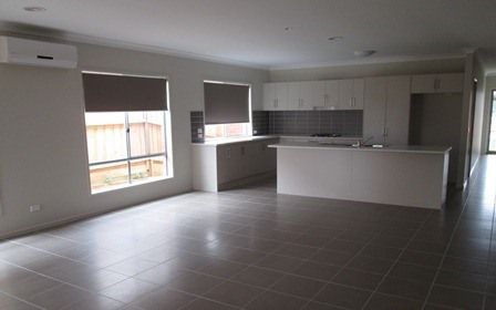 25 Parkfront Drive, LEOPOLD, VIC 3224