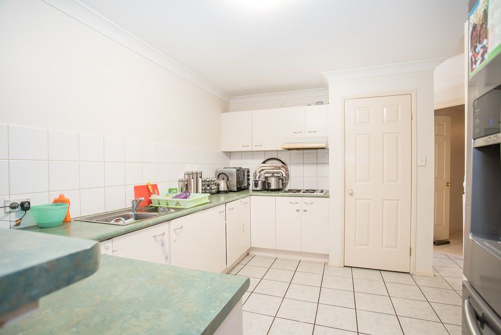 17 Erncroft Place, ROCKLEA, QLD 4106