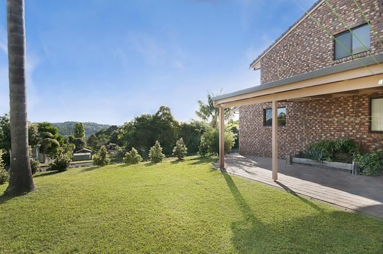 33 Brooker Drive, GOONELLABAH, NSW 2480