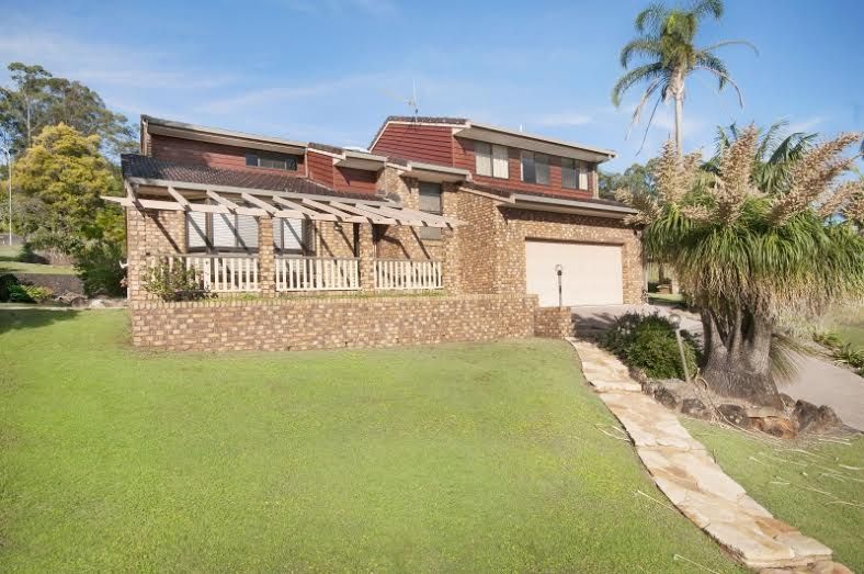 33 Brooker Drive, GOONELLABAH NSW 2480