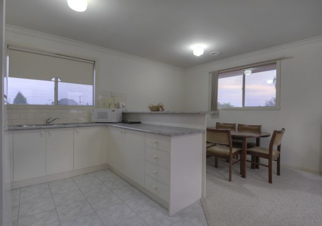 36 Elinda Place, Reservoir, VIC 3073