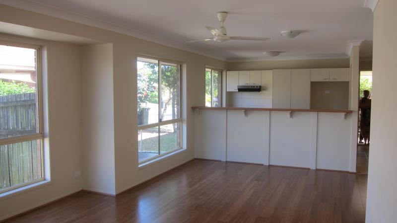 2/14 Elwick Place, BRACKEN RIDGE, QLD 4017