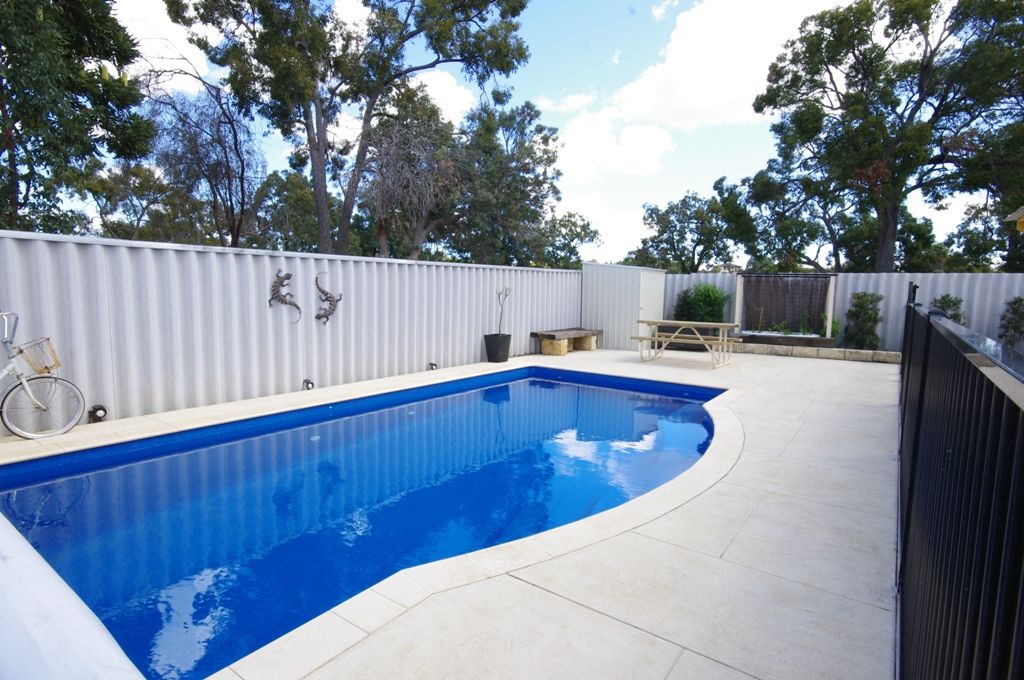 25 Foxglove Gardens, MIRRABOOKA, WA 6061