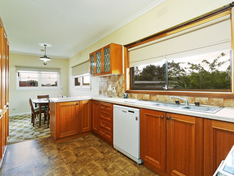 6 Fairbrae Avenue, BELMONT, VIC 3216
