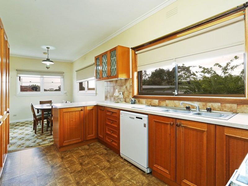 6 Fairbrae Avenue, BELMONT, VIC 3216