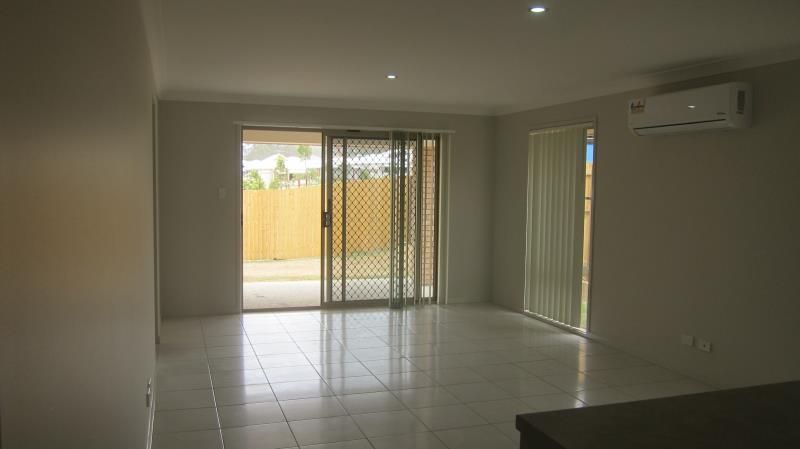 13 Wongabel Close, WATERFORD, QLD 4133