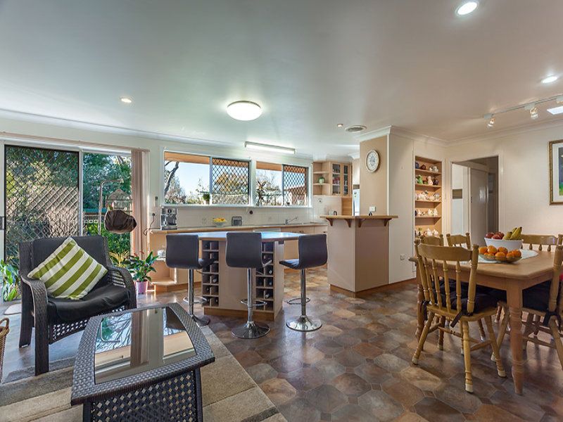 7 Hunter Street, CENTENARY HEIGHTS, QLD 4350