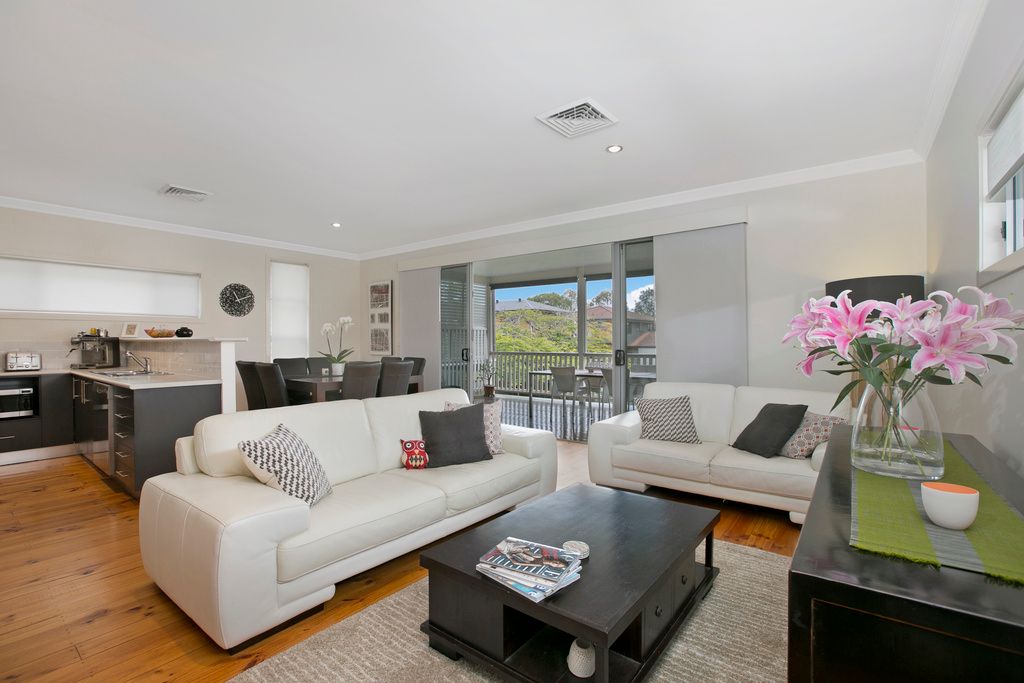 11 Windemere Avenue, MORNINGSIDE, QLD 4170