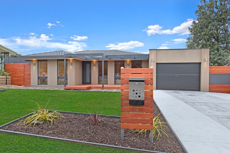 5 Cassia Street, SURREY DOWNS SA 5126