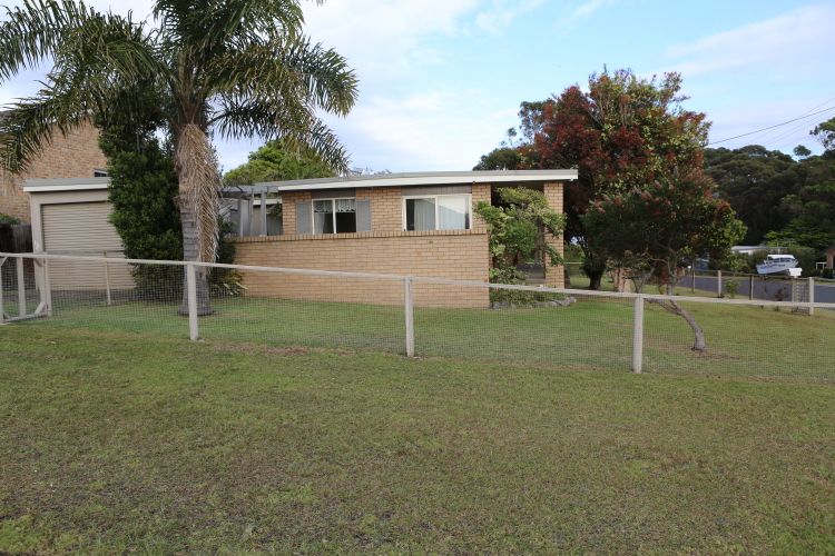 1 Sunset Boulevard, KIANGA NSW 2546