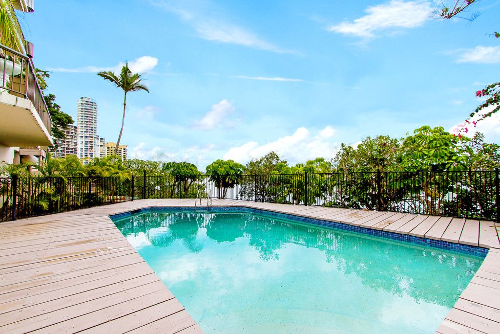 2/2964 Gold Coast Highway, SURFERS PARADISE, QLD 4217
