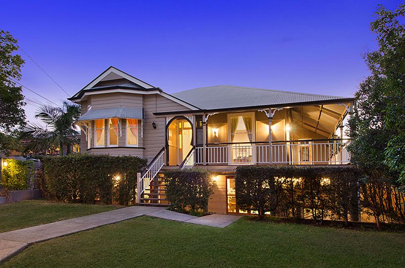 12 Jackson Street, CLAYFIELD QLD 4011