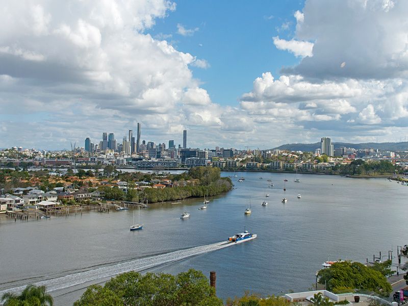 16 Mullens Street, HAMILTON QLD 4007