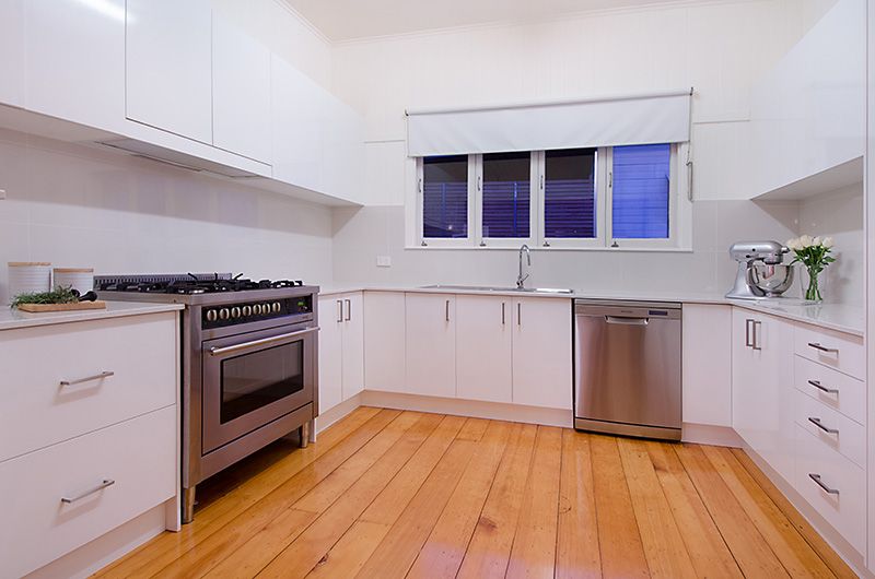 9 Greene Street, NEWMARKET, QLD 4051