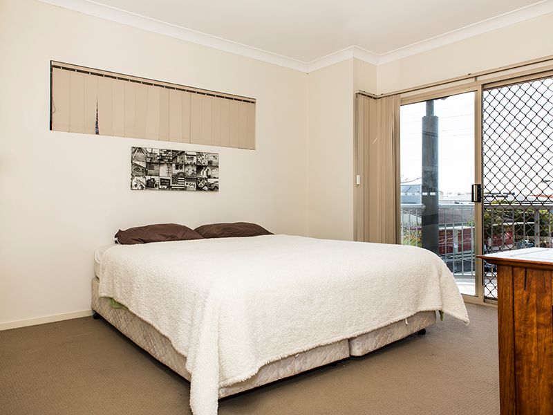 4/102 Racecourse Road, HAMILTON, QLD 4007