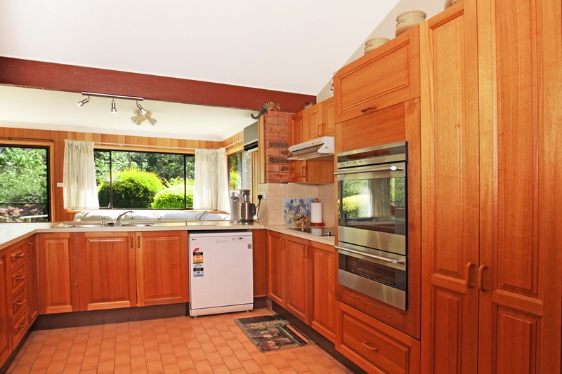 19 West Cambewarra Road, NORTH NOWRA, NSW 2541