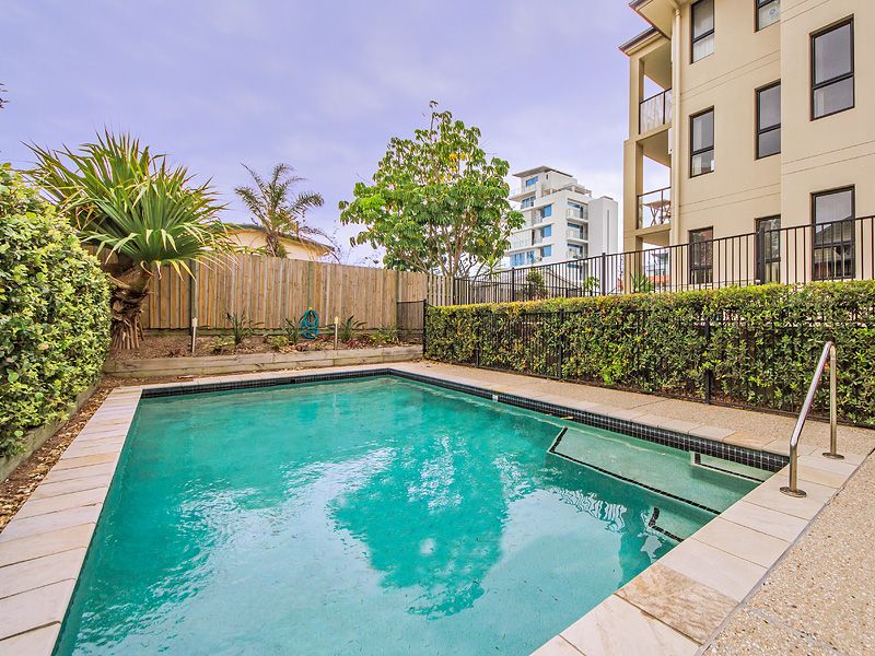 111-113 Golden Four Drive, BILINGA QLD 4225