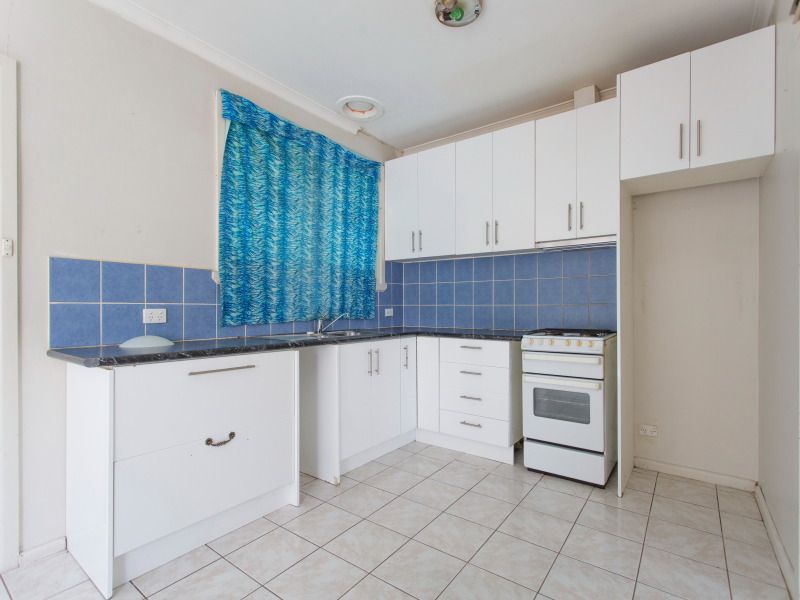 16 Wave Street, FRANKSTON, VIC 3199