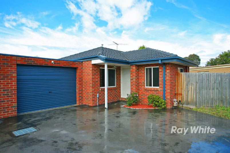 7 Prunus Grove, DOVETON VIC 3177