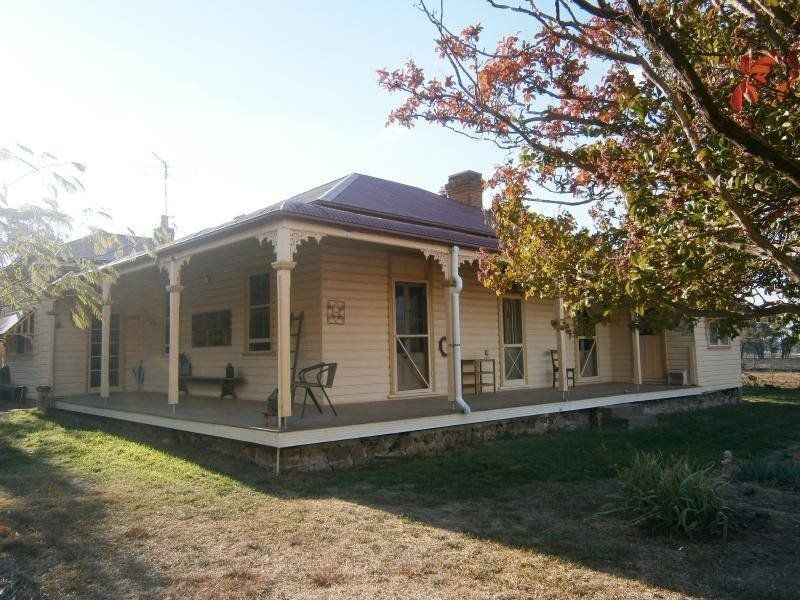 125 Berthong Road, COOTAMUNDRA NSW 2590