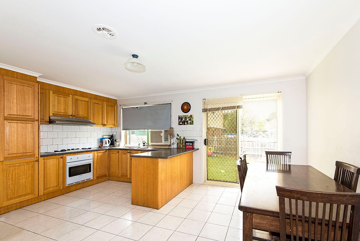 21 Pollock Drive, MILL PARK, VIC 3082