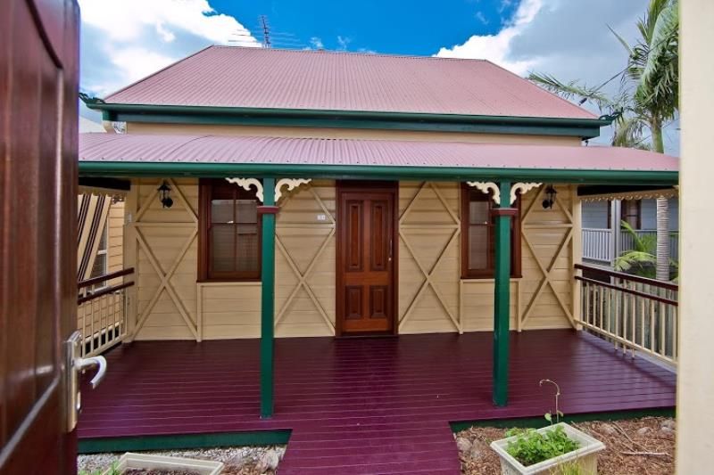 11 Waterworks Road, RED HILL, QLD 4059