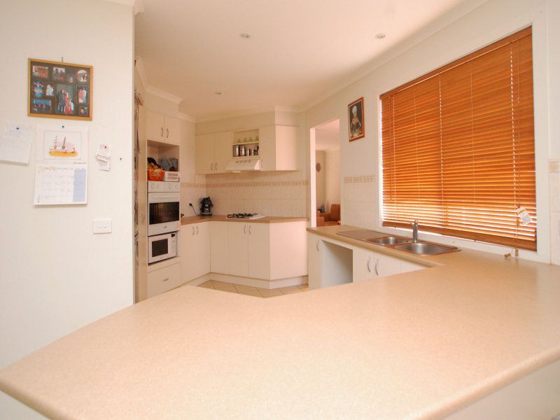 5 Woodlea Crescent, CRAIGIEBURN, VIC 3064