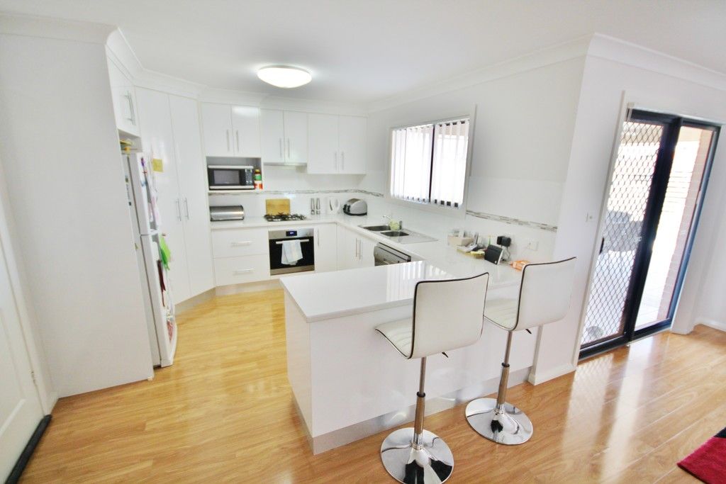 18 Orchard Street, YOUNG, NSW 2594
