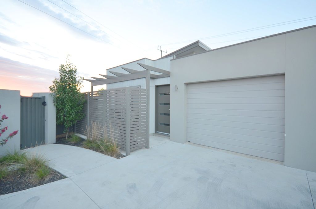 11 Latitude Court, Ballarat East, VIC 3350
