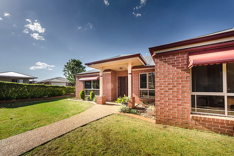 5 Howard Street, Middle Ridge, QLD 4350