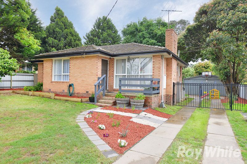 10 Lockwoods Road, BORONIA VIC 3155