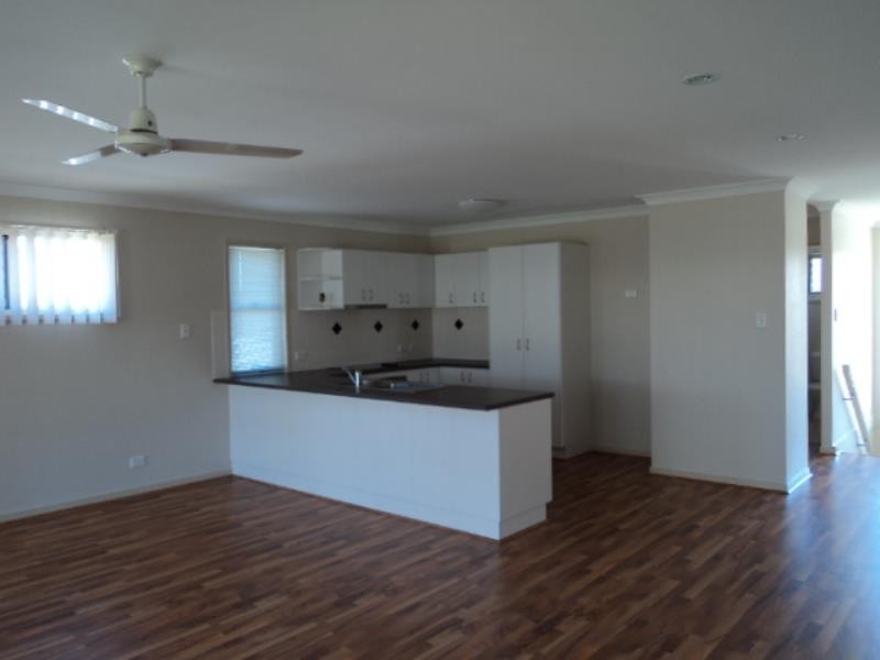 92 Ingles Drive, REDBANK PLAINS, QLD 4301