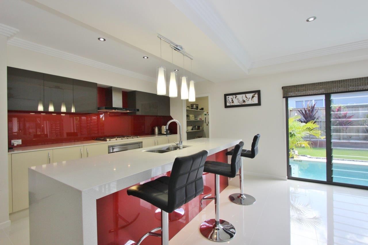 6 Billingai Close, PALM COVE, QLD 4879
