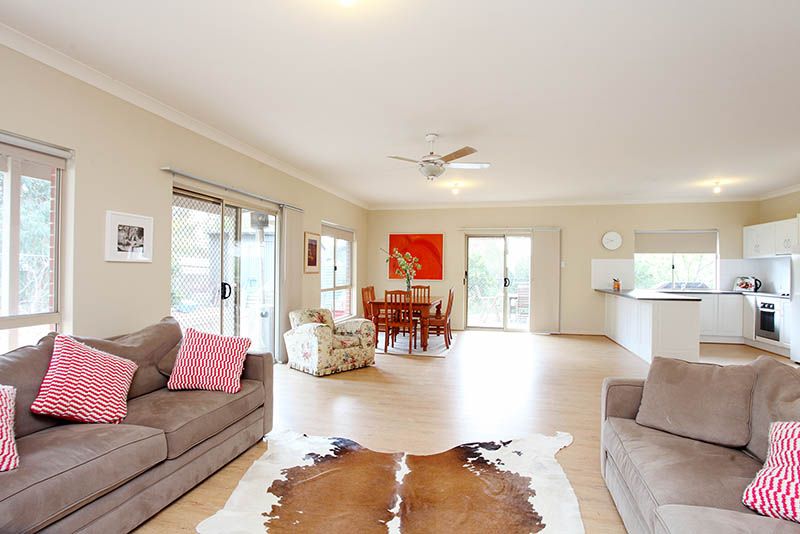 9 Rocky Glen Court, CLARE SA 5453