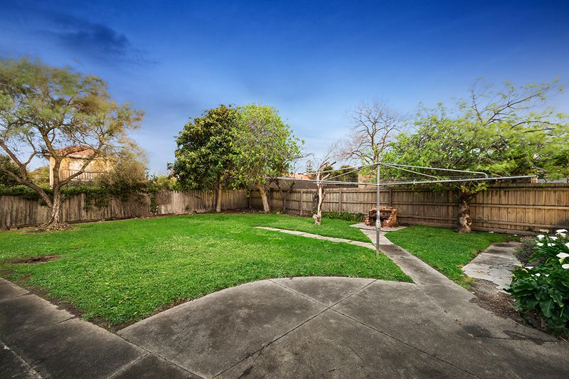 18 Highland Avenue, OAKLEIGH EAST, VIC 3166