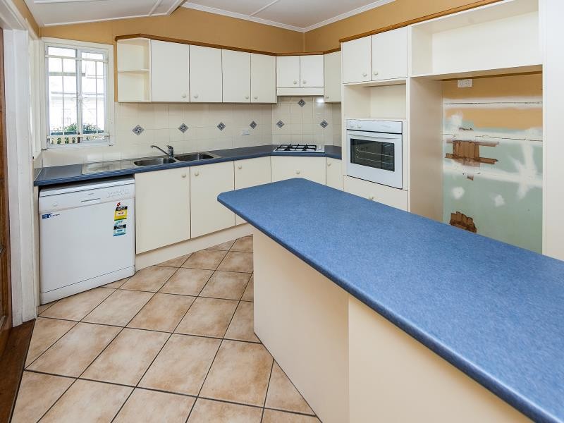 63 St Vincent, ASHGROVE, QLD 4060